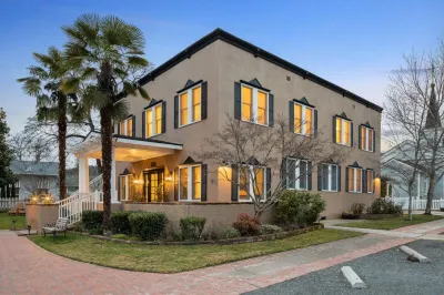 Magnolia Hotel Hotel di Jacksonville