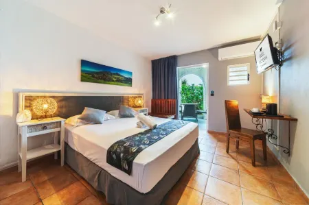 Hotel Exsel Victoria Отели в г. Петит Иль