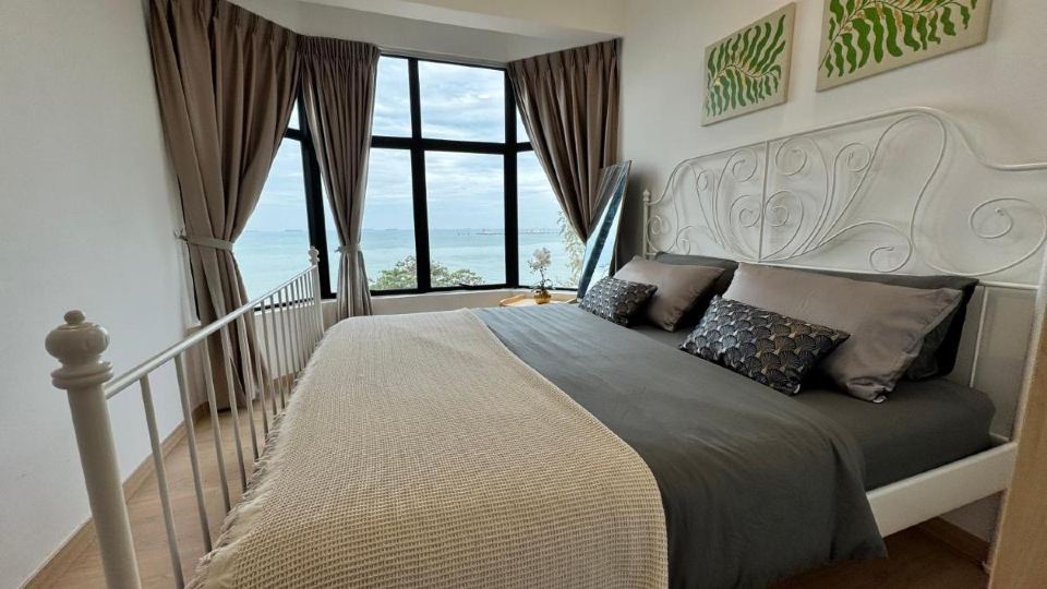 Seaview - Beachfront - 2Br Apartment - Corner Unit- Mutiara Melaka Beach Resort Pantai Puteri