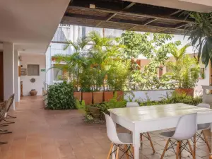 Hotel Alto Del Viento