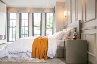 Rabi Residence - Two French units with A/C and balconies sleeps 4 - Kæledyr tilladt