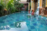 Thien Y Villas - Pools
