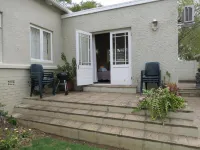 AppleBee Guest Cottages Hotels in Makana Local Municipality