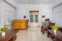 RedDoorz Syariah @ Bondowoso City Center Hotels in Bungatan