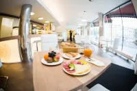Hotel Koruna - 朝食