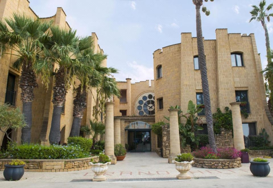 Grand Gul Beach Over view