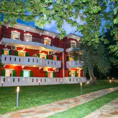 Oasis Exclusive Hotel Exterior