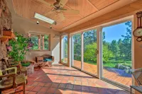 Angel Fire Mountain Cabin w/ Hot Tub & Sauna! - balcony