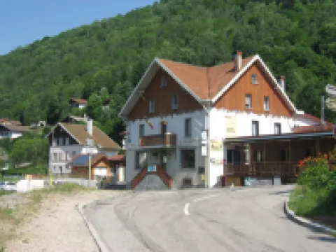 Hotel du Lac des Corbeaux Hotels near Vologne Express