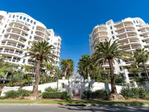 Burleigh Mediterranean Resort