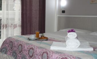 Hotel Astoria - Housity