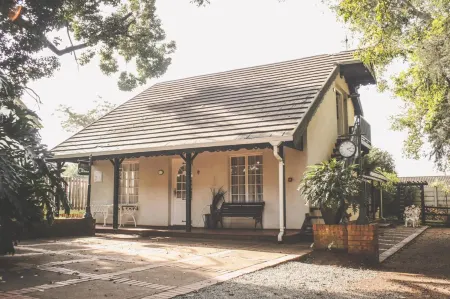 Biggy Best Boutique Hotel & Self Catering Cottages Отели в г. Howick
