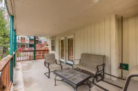 Lower Cascades Hotels in El Portal