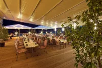 Hotel Krainerhutte - Pools