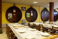 アギナガ ホテル