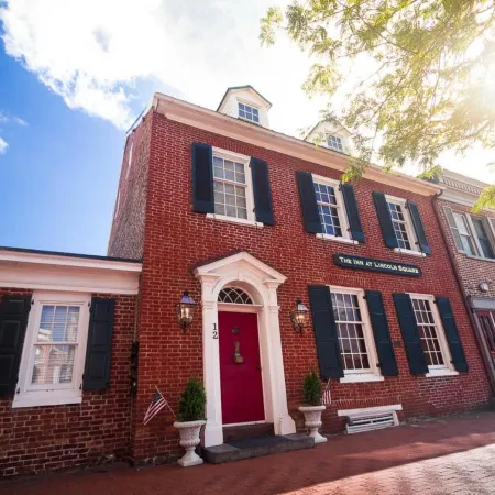 The Inn at Lincoln Square