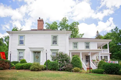 Daniel Stebbins B and B Hotels in Easthampton