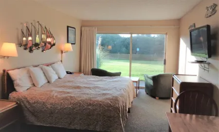 The Polynesian Resort Отели в г. Ошен Шорс