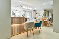 Zenao Appart'hôtels Suresnes Hotels in Suresnes