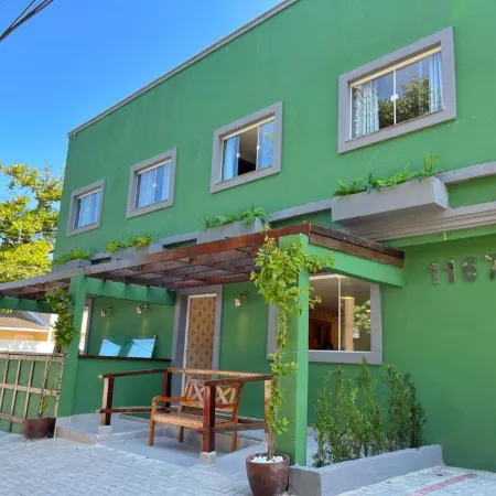 Hotel Cajueiro Guarujá Отели рядом с достопримечательностью «Пляж Энсеада»