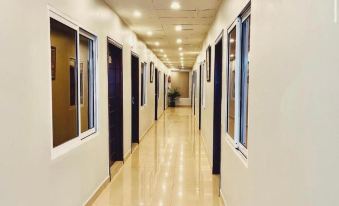 Grand Luxury Hotel Multan