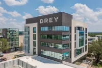 Drey Hotel Hotels near Five Below