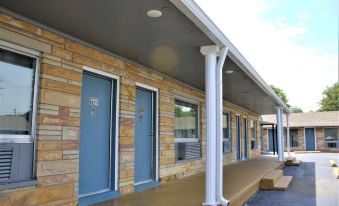 Campbell's Motel Scottsburg
