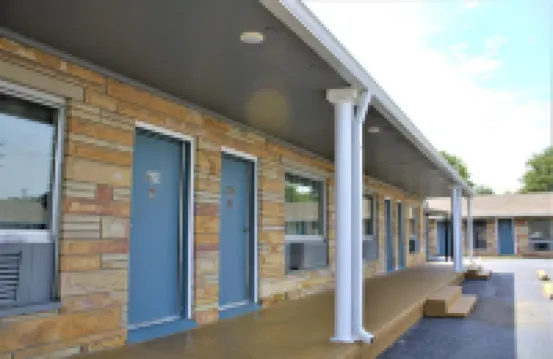 家鄉旅館及套房