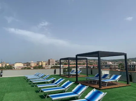 Le Residenze di Santa Costanza - le Dimore Отели рядом с достопримечательностью «Corso Vittorio Emanuele II»