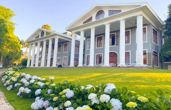 阿羅索帕考酒店