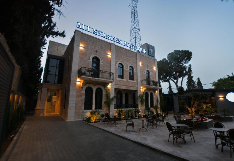 hotel overview picture