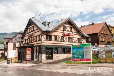 Grand Apartments Špindlerův Mlýn Hotels in Шпіндлерув-Млин