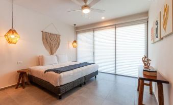 Azalea by Zamá Homes