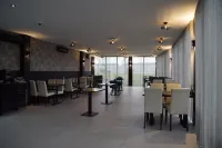 MA Airport Hotel Hotels in Хуфдорп