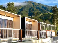 Cepogo Cabin Mangli Cabin Keluarga & Syariah Hotels in Magelang Regency