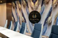 Elania Resort & Spa - Business
