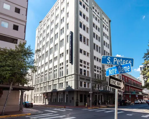 The Mercantile Hotel Hotels near Clay Square