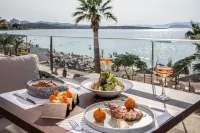 EdgeWater Beach Hotel - Beach