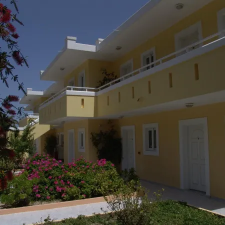 Kontessa Apartments