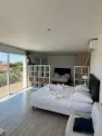 Hotel Sable Et Soleil - Port, Plage et Jacuzzi Privé - バルコニー