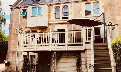 Lorne House Bed & Breakfast