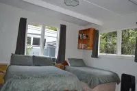 Te Mata Lodge Hotels in Thames