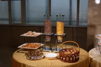 Royal Plaza Suites by Rak Rooms, Mangaluru - breakfast