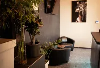 Olivia Rooms