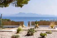 Villa Aura Loutraki Hotels in Loutraki-Perachora