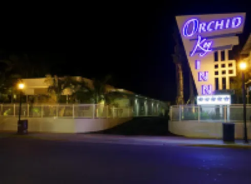 Orchid Key Inn - Adults Only