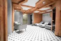 阿斯特麗德酒店，帶全景泳池及包含JokerCard - SPA