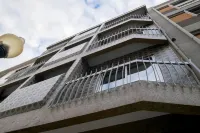 Simon Guest Apartments