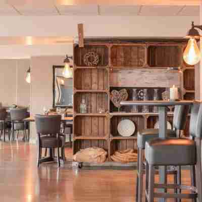 City Hotel Terneuzen Dining/Meeting Rooms