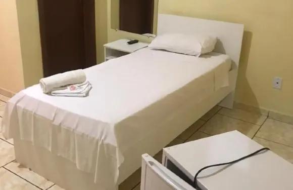 多姆阿爾奇迪斯酒店